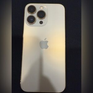 Rose Gold iPhone 13 PRO. 128 GB. Factory Unlocked